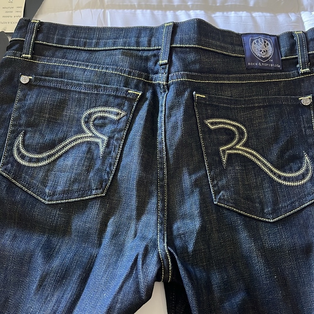 Rock & Republic, women’s style Intuition, size 32x36, wide 11 inch, brand new